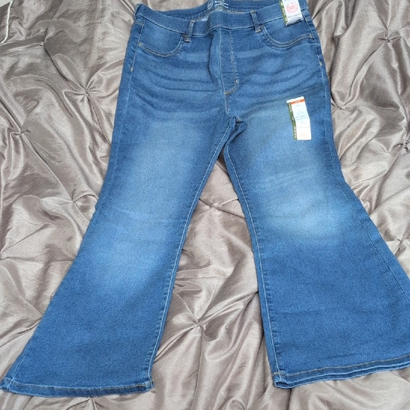Wonder Nation Kids Blue Jeans Set - Picture 2 of 14